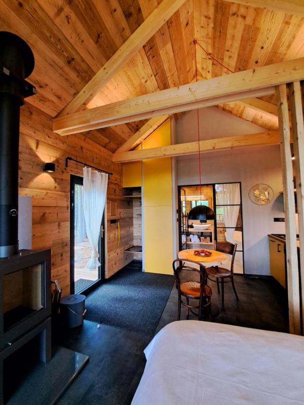 Hotel Kouty - Lesni Apartmany Ledec nad Sazavou Luaran gambar